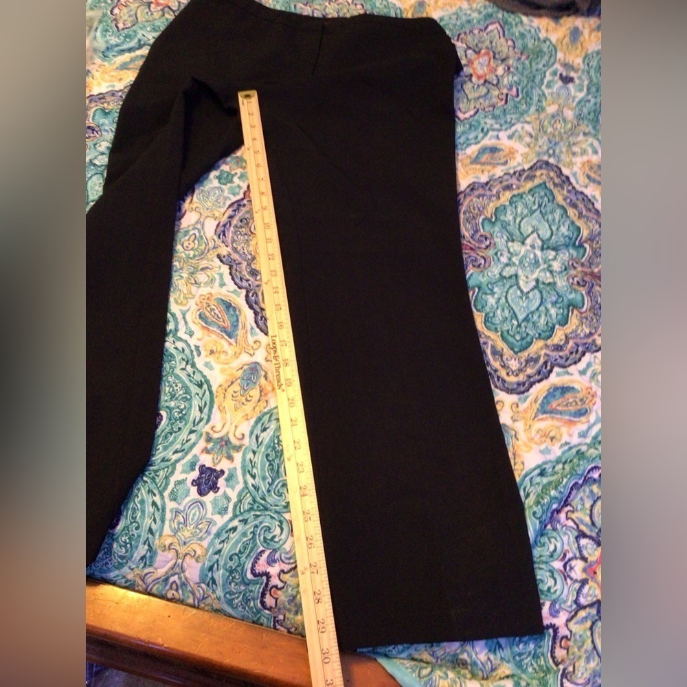 12 average NewYork & company Black dress pants. (0006) - Picture 3 of 5